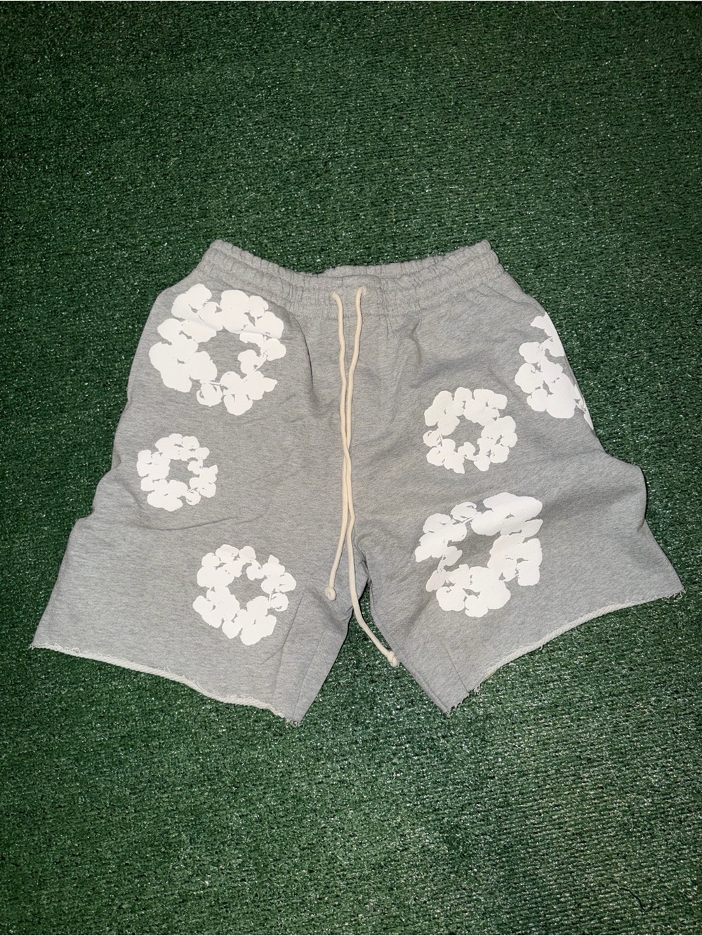 Gray Denim Tears Shorts (medium)